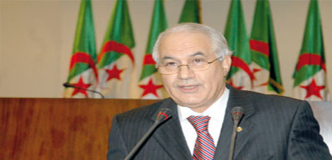 Belaïz appelle les walis et les présidents des APW et APC à consacrer un jour par semaine à la réception des citoyens