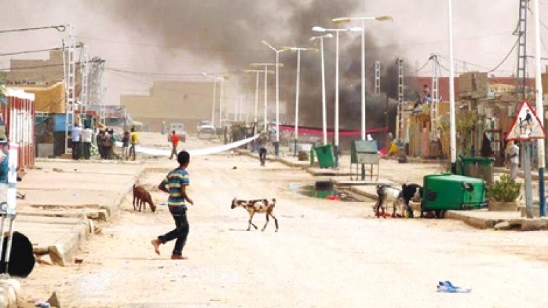 الجيش يصد 10 عربات لماليين أرادوا الانتقام لقبيلتهم