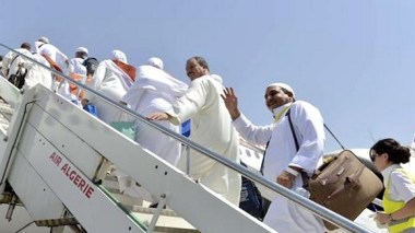 Hadj 2017: un vol supplémentaire programmé lundi au profit des hadjis retardataires