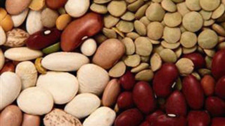 دراسة: العدس والفاصوليا البيضاء يخفضان من الإصابة بسرطان المعدة