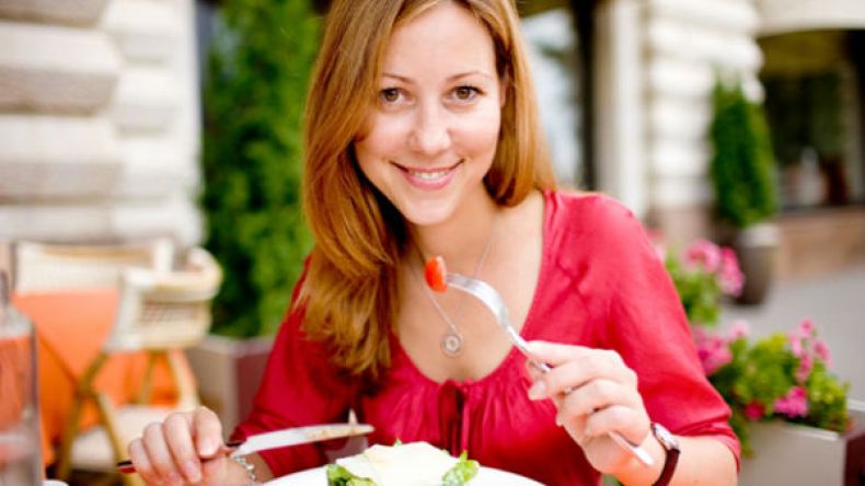 هذا نظامك الغذائي بعد الولادة؟!