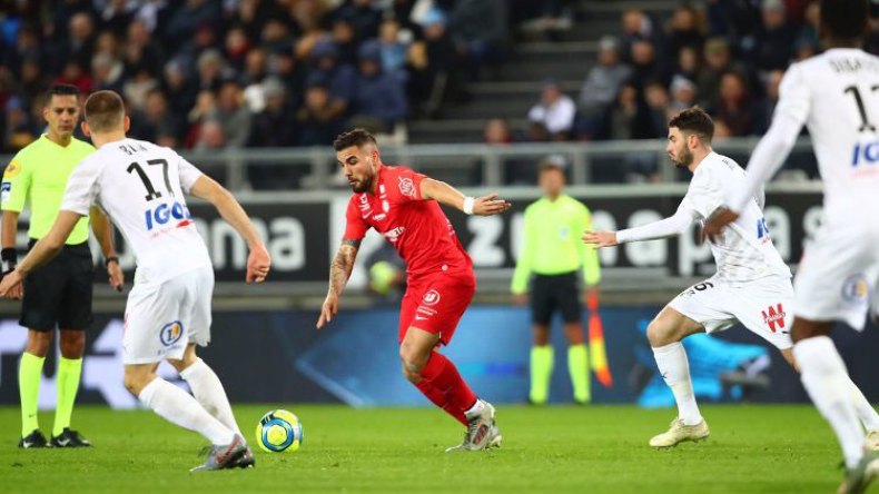 ديلور يُهدي مونبلييه الفوز بِهدفٍ استعراضيٍّ