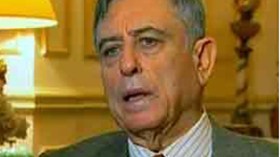 الجيش‭ ‬السوري‭ ‬يعيش‭ ‬بين‭ ‬نارين‭ ‬والرئيس‭ ‬الأسد‭ ‬في‭ ‬وضع‭ ‬معقد