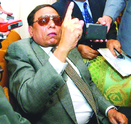 Adel Imam says tension between Egypt and Algeria is politically motivated