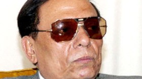 إسرائيليون يلاحقون عادل إمام بموقع إلكتروني يضم جل أعماله