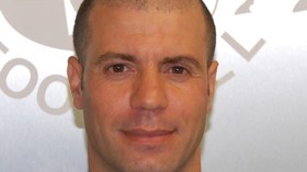 لخضر عجالي: خاليلوزيتش يتلاعب بمشاعر شعب بأكمله