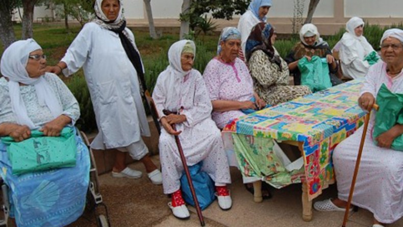 165 ألف امرأة مسنّة تستفيد من منح وقروض دون فائدة