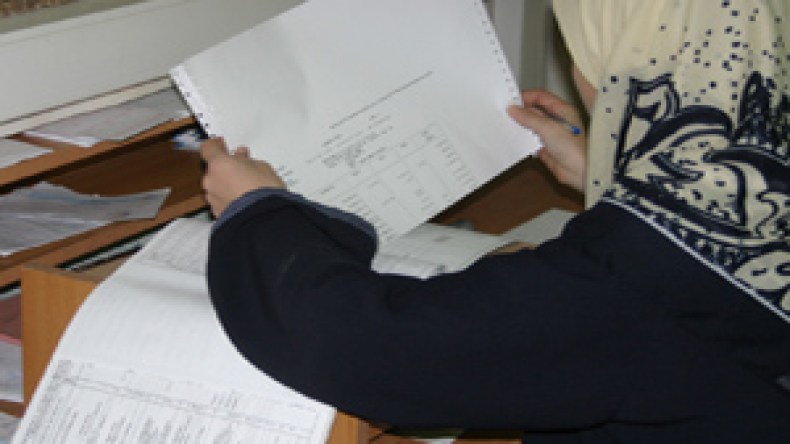 الترخيص‭ ‬للإدارات‭ ‬والوزارات‭ ‬بتسوية‭ ‬ملفات‭ ‬الموظفين‭ ‬في‭ ‬المناصب‭ ‬المؤقتة