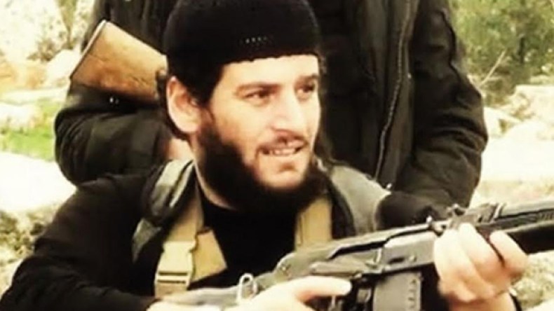 داعش يعلن مقتل الناطق باسمه في معارك حلب