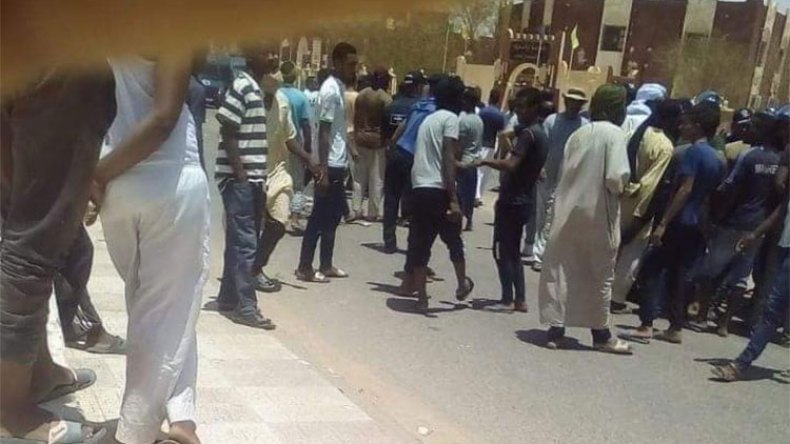 توقيفات خلال فض اعتصام للعاطلين بأدرار