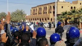 إطارات المديرية الجهوية للصندوق الوطني للسكن بأدرار يحتجّون