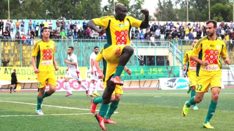 جثمان “إيبوسي” تنقل إلى الكاميرون مساء الأحد