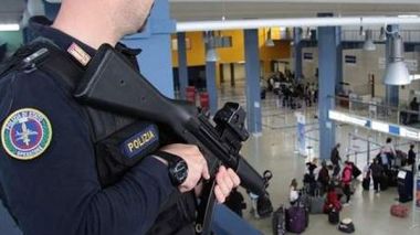 Des Algériens vilipendés et humiliés à l’aéroport de Rome !