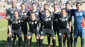 السلاحف يدخلون التاريخ .. وعين فكرون تتنفس كرة القدم