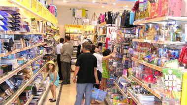 Algerians need 100,000 DZ to face school year and Eid Al Adha