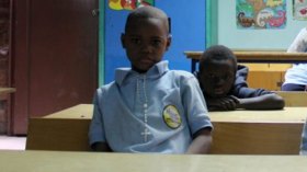 المدارس الجزائرية تفتح أحضانها للاجئين الأفارقة والسوريين