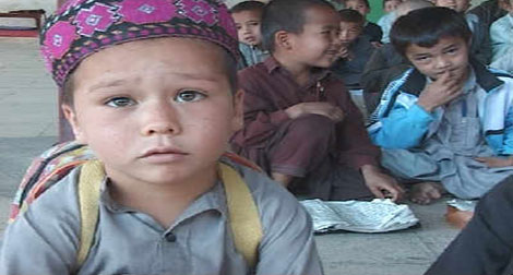 Cinq enfants victimes chaque jour de la guerre en Afghanistan