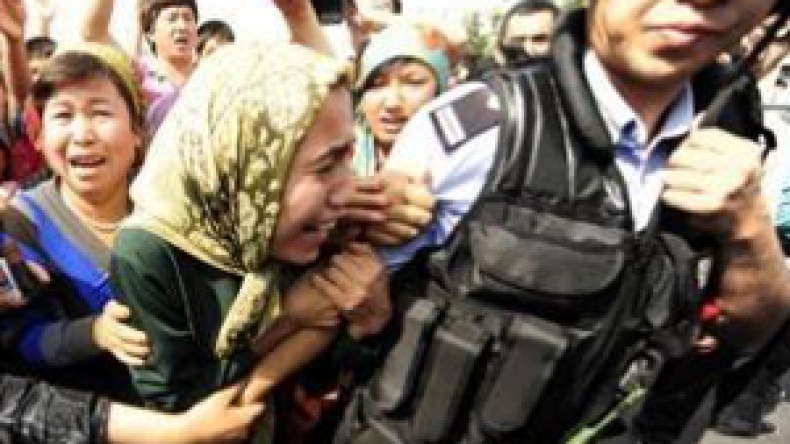 زعيمة المعارضة تتهم السلطات بقتل 400 مسلم