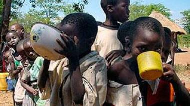 La guerre du pouvoir anéantit les zimbabwéens