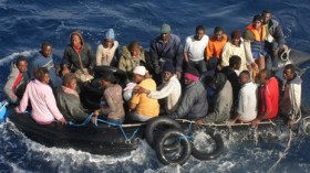 إيطاليا تنقذ 61 مهاجرا سريا إفريقيا جنوب جزيرة لامبيدوزا