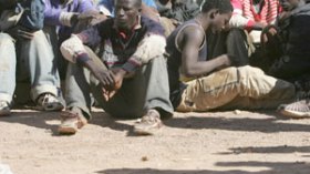 15 ألف “حرّاق” وقعوا ضحية شبكة المتاجرة بالبشر عبر الحدود الجزائرية