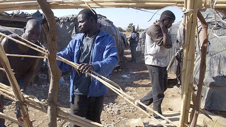 جرحى في مواجهات بين مهاجرين أفارقة وسكان حي بجيجل