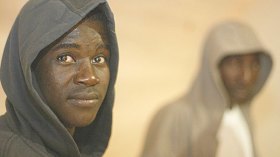 فيديوهات وصوّر مفبركة لترويع الأفارقة بالجزائر!