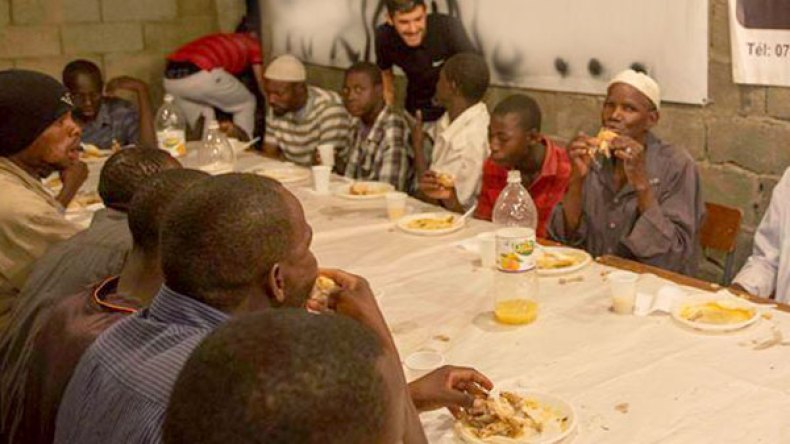 مأدبة إفطار على شرف اللاجئين الأفارقة ببجاية