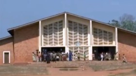 مسلمون يحتمون بكنيسة هربا من ميليشيات مسيحية في إفريقيا الوسطى