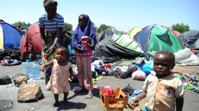 المهاجرون الأفارقة ضحية “التجارة بالبشر والدعارة”