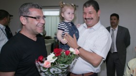 الآغا وصل أمس إلى الجزائر ويكرم اليوم في الموقار