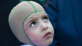 الطفل الفلسطيني “الدوابشة” يصل إلى مقر ريال مدريد