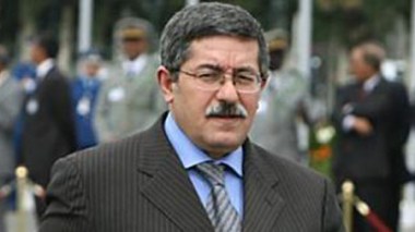 Ahmed Ouyahia propose la réduction du champ de l’immunité parlementaire