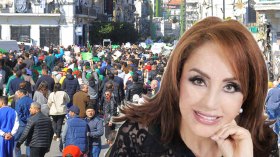 أحلام مستغانمي حاضرة في حراك الشارع