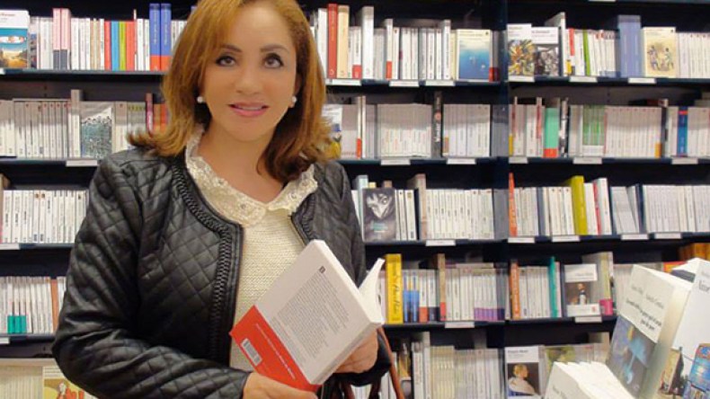 أحلام مستغانمي ستكون حاضرة في معرض الكتاب الـ22