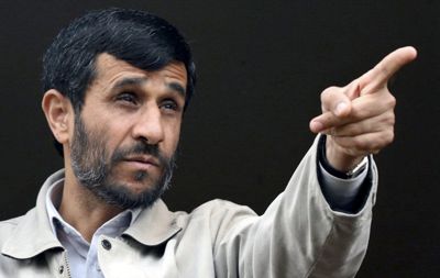 Ahmadinejad appelle les Libyens à s'unir contre les Occidentaux