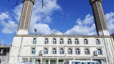 Le chef de la secte ahmadite demande à ses partisans en Algérie d’être patients