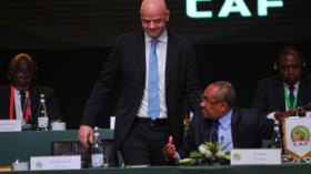 الملغاشي “يضرب” بمذكرة “الفيفا” عرض الحائط و”يتحدى” انفانتينو