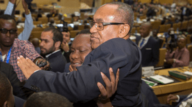 الملغاشي أحمد يقتسم أرباح “الفيفا” و”الكاف” مع “الفاف” إبتداء من 2018