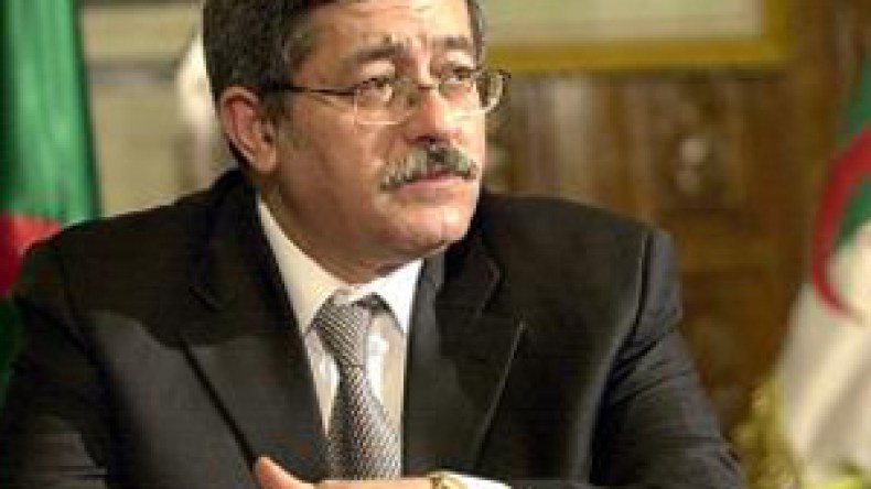 الحكومة تفصل في نظام التعويضات لموظفي قطاع التربية