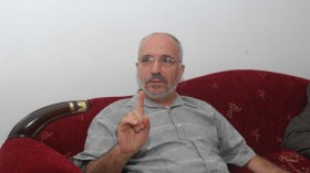 الإخوان ارتكبوا أخطاء الفيس.. والعسكر اختاروا أخف الضررين