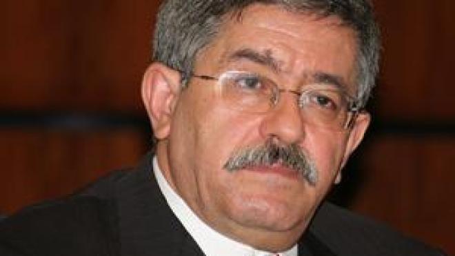 “لوبيات انتقامية تساعد المعمّرين والحركى على تجريد الجزائريين من أملاكهم”