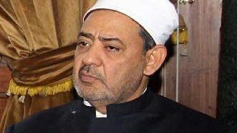 أحمد الطيب: الأزهر عصي على الذوبان في جماعة الإخوان والتشيّع لعب بالنار”
