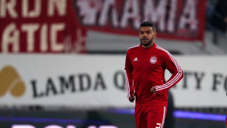 سوداني يُنافس أرسنال