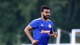 أوّل مباراة لـ “سوداني” بعد غياب قارب فترة 9 أشهر