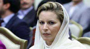 Libye : Kadhafi appelle sa fille Aïcha « Maman » et la prépare à lui succéder