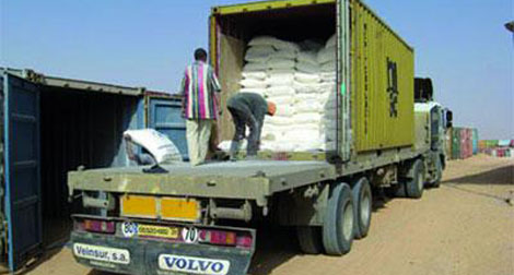 Aides du Croissant-Rouge algérien au profit des réfugiés du Nord du Mali