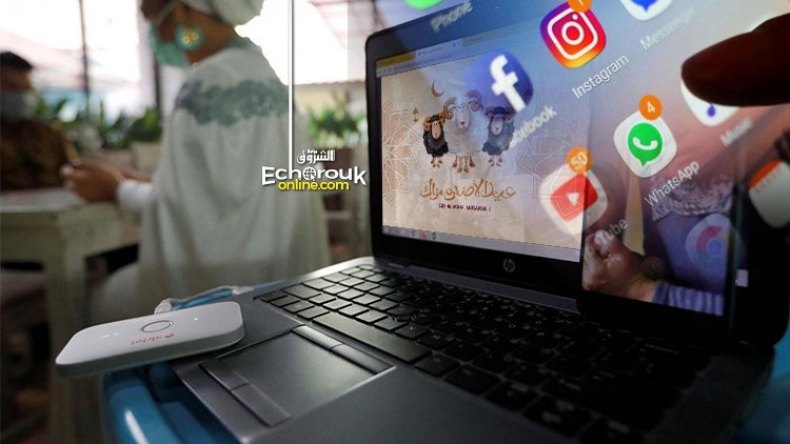 جزائريون يقضون أول عيد “افتراضي” بسبب كورونا
