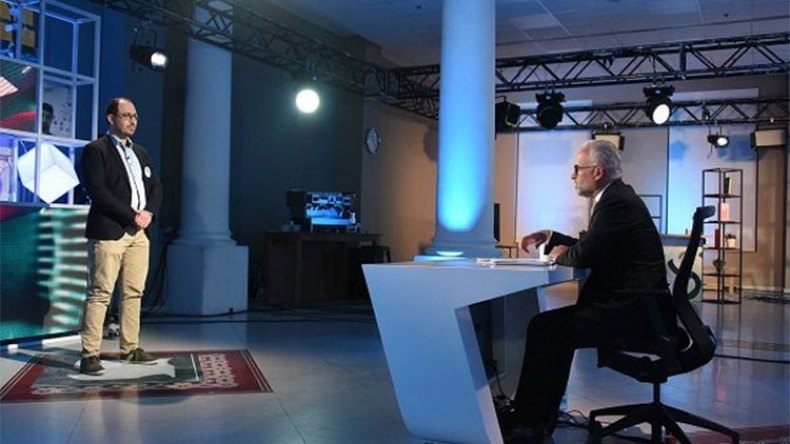 الجزائري عماد الدين عزّوز يودّع “نجوم العلوم 11” بالدّموع..!