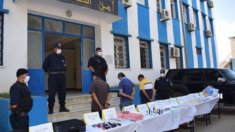 أمن ولاية عين الدفلى يطيح بشبكة وطنية مختصة في تقليد العملة